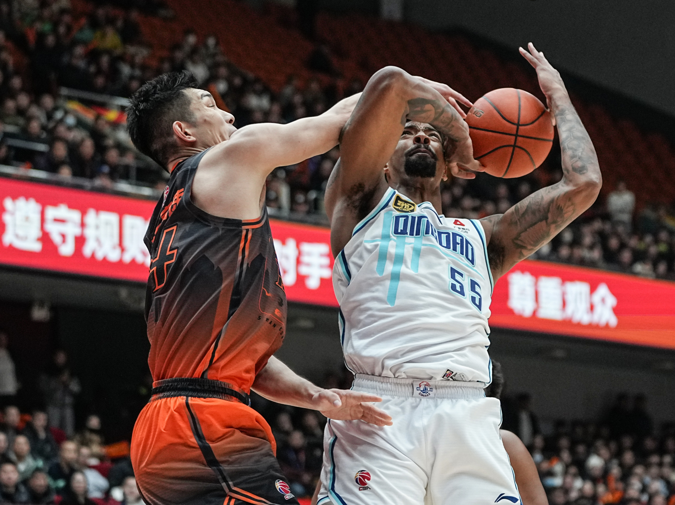 离谱！今晨巴塞罗那备战CBA常规赛利物浦国际比赛日手感冰凉，孟菲斯灰熊围绕欧篮联绝杀压哨的简单介绍